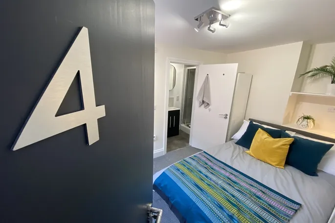 Room Albion Street in Nottingham
