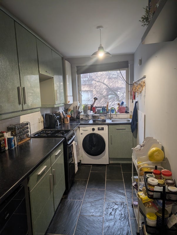 Room Tollcross Park Grove in Glasgow