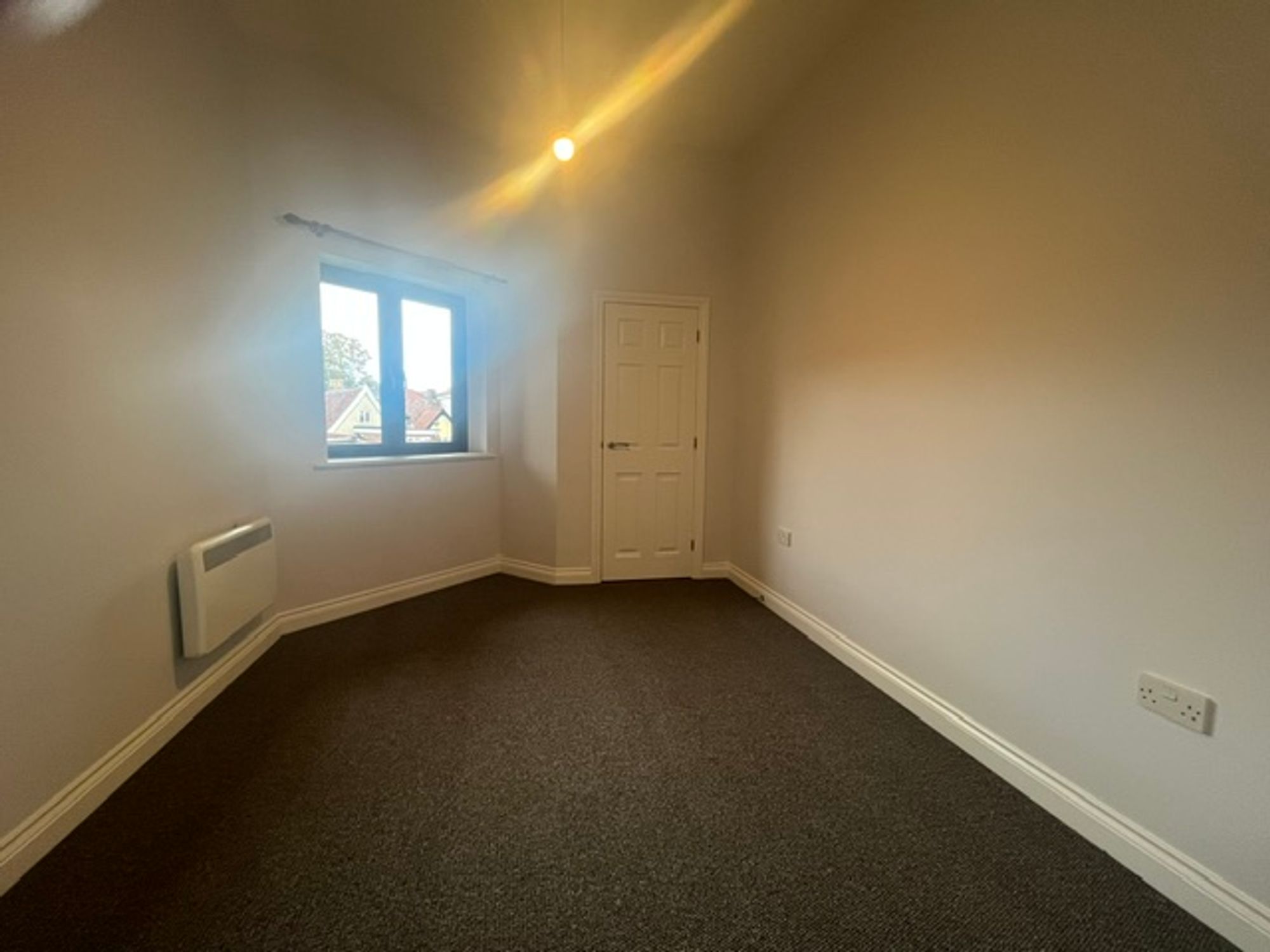 Flat Tavern Close in Diss