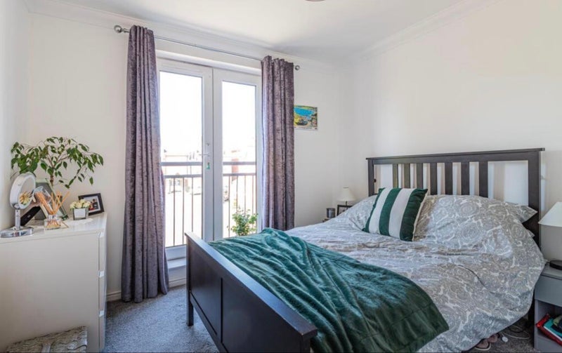 Flat Halliard Court in Cardiff