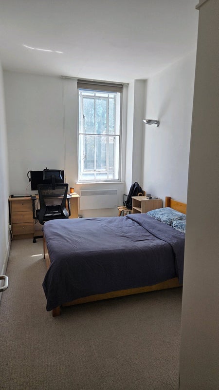 Room Clerkenwell Road in Greater London