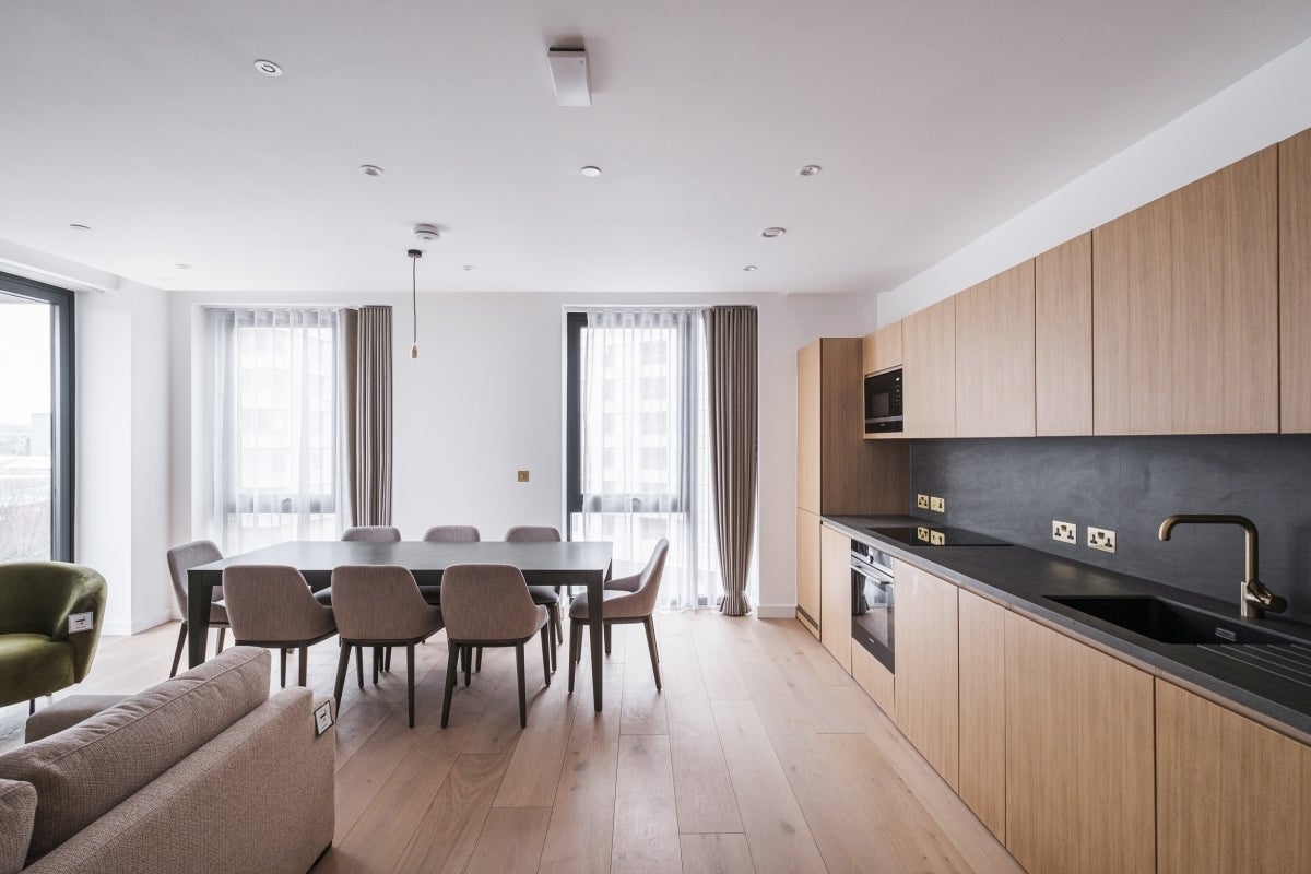 Flat Granary Street in Greater London