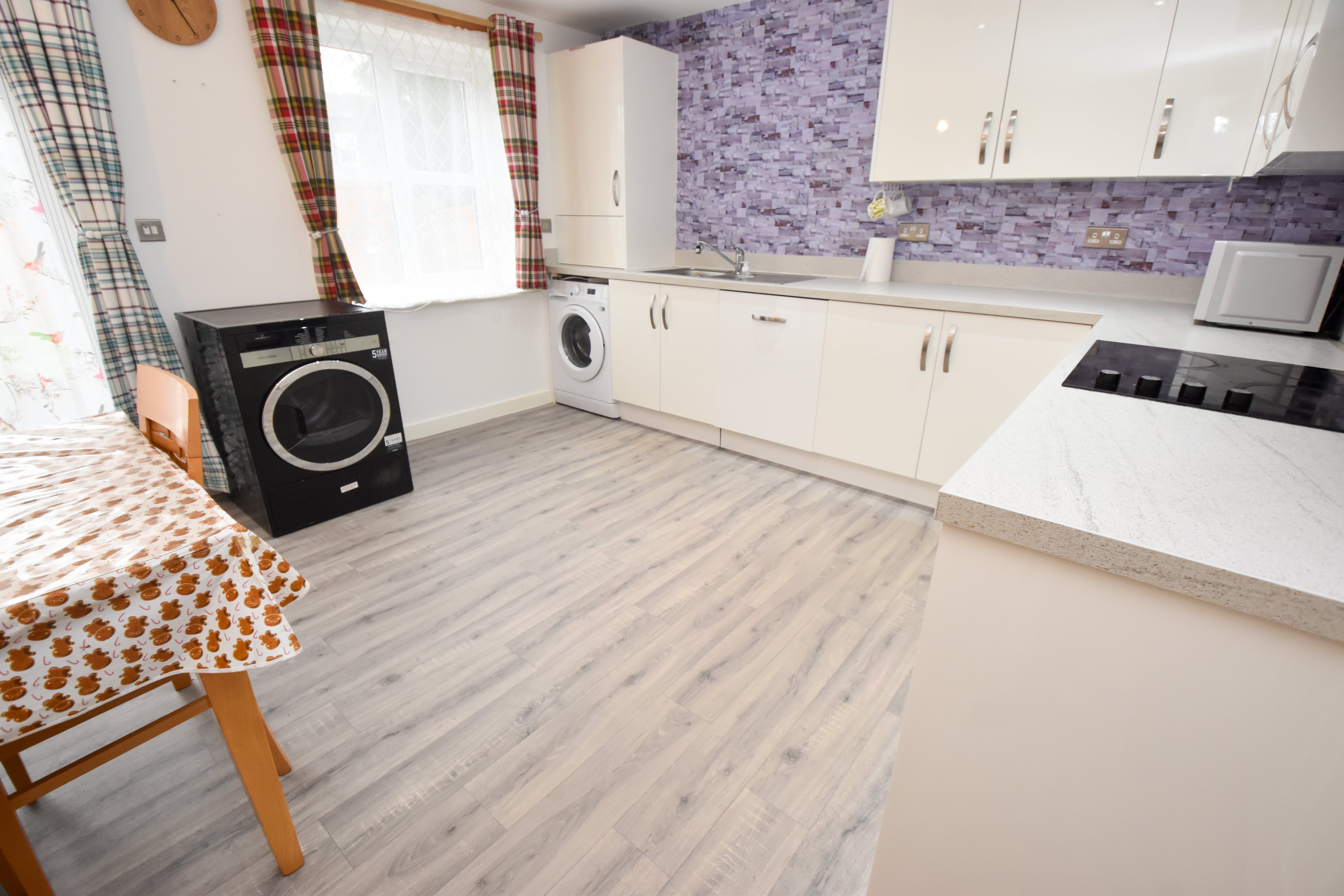 House Lemon Tree Grove in Trafford