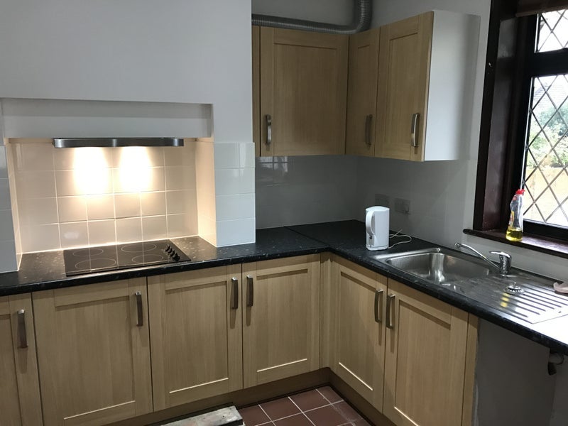Room Coombe Road in Greater London