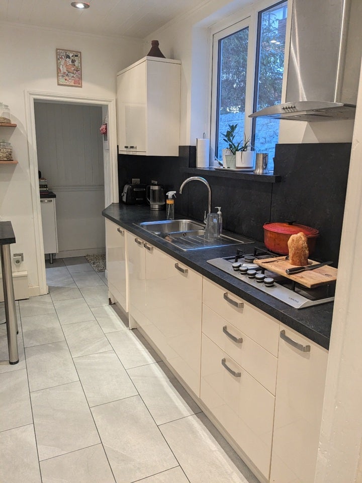 Room Senrab Street in Greater London