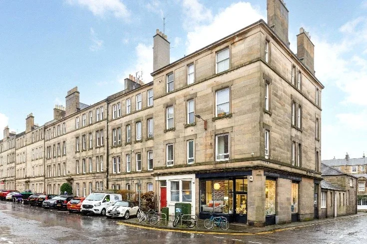 Flat Dean Park Street in City of Edinburgh