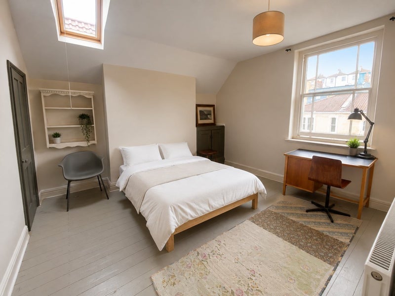 Room York Road in Bristol