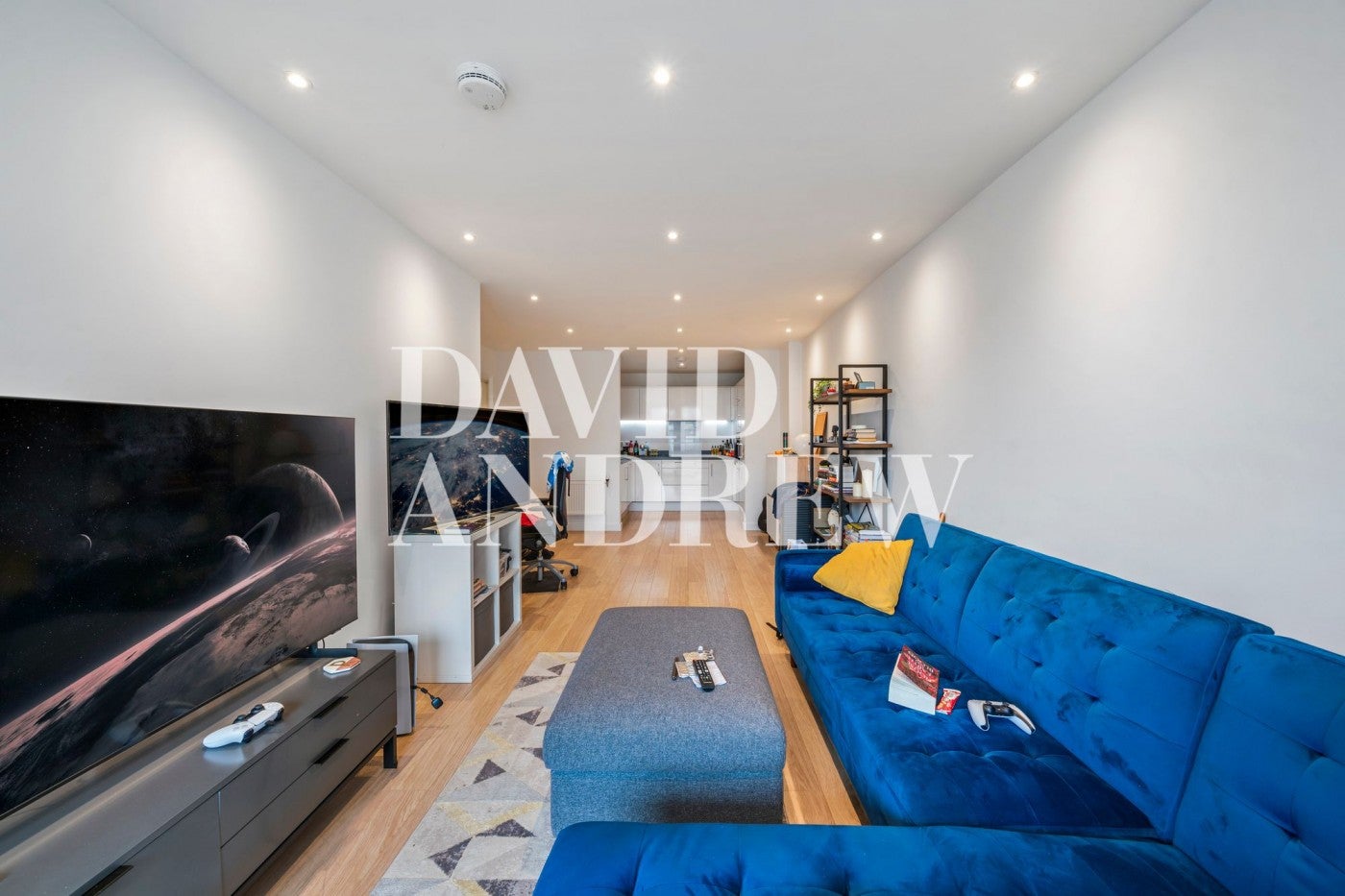 Flat Lebus Street in Greater London