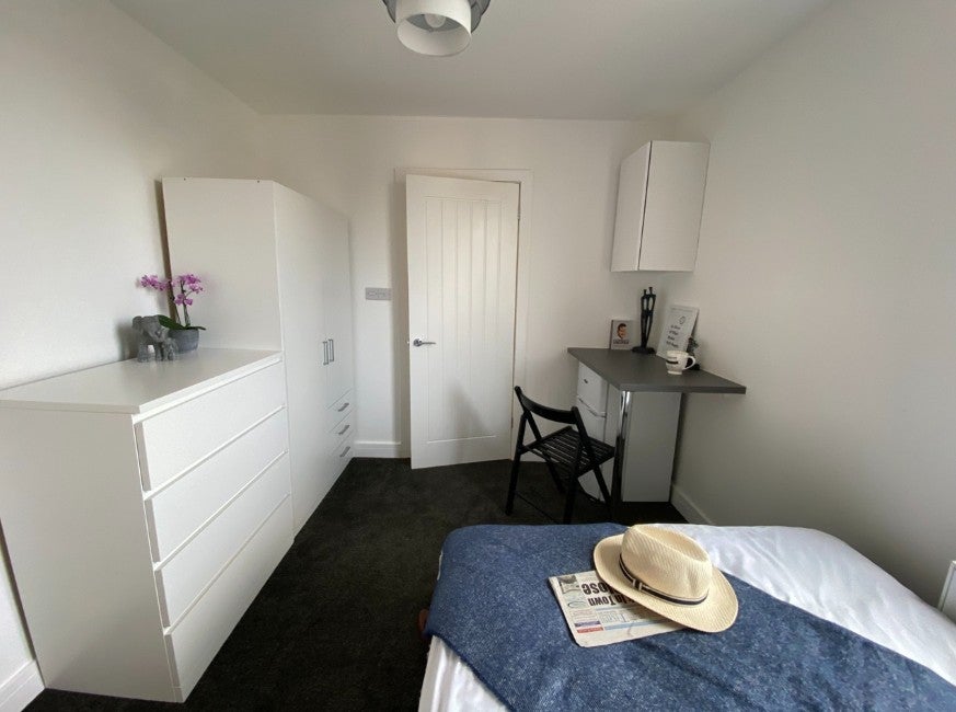 Room North Eastern Road in Doncaster