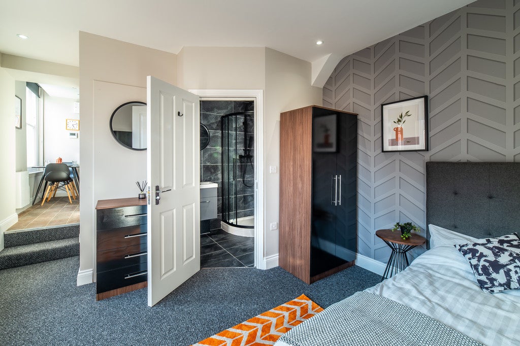 Room Derby Road in Nottingham