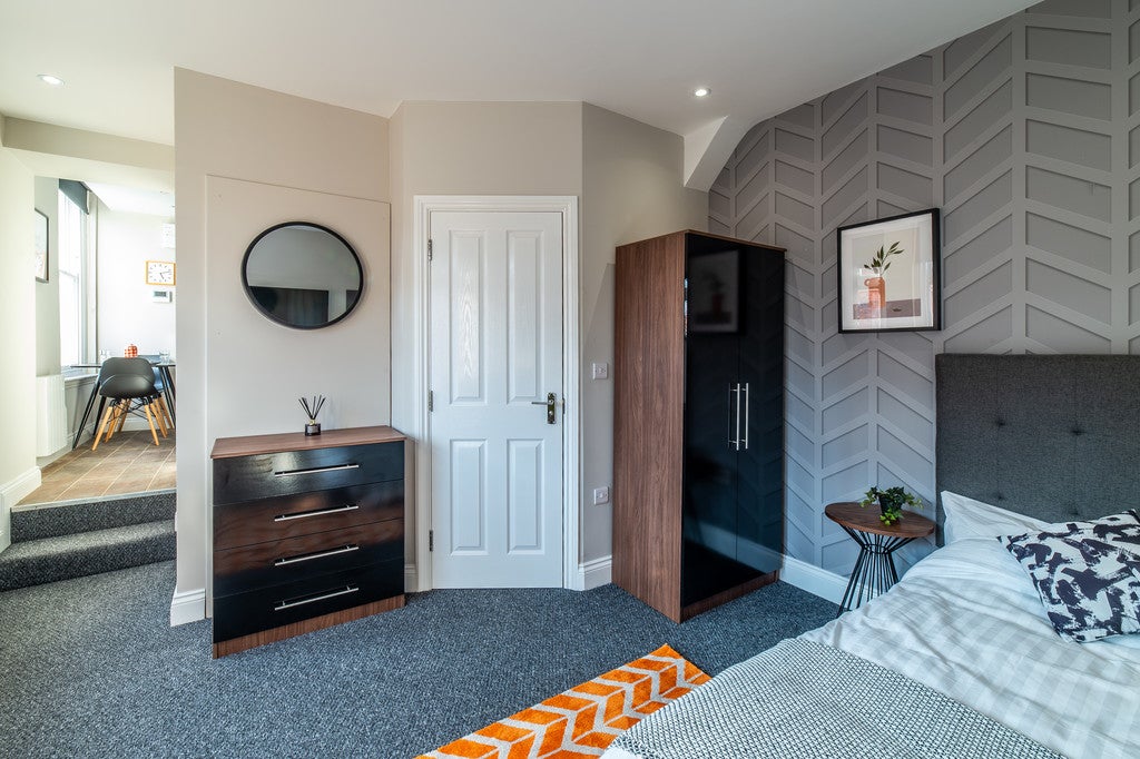 Room Derby Road in Nottingham