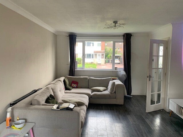 House Larchwood Drive in Wilmslow