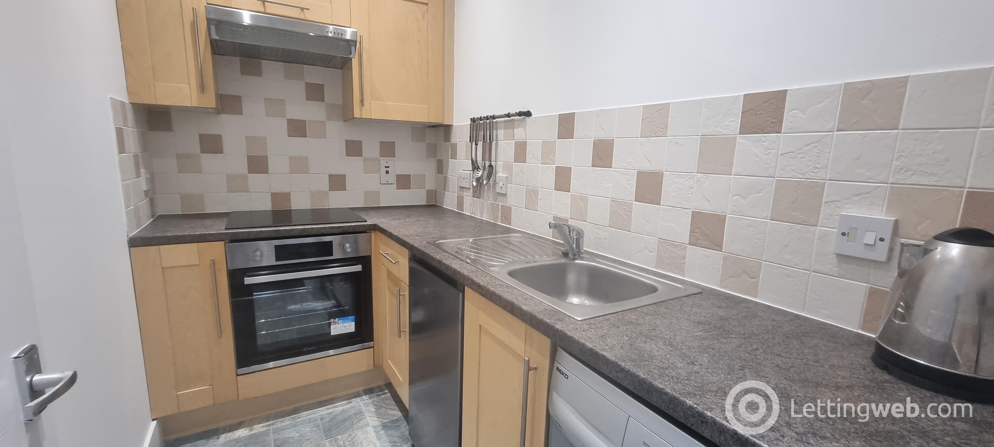 Flat Holburn Street in Aberdeen City