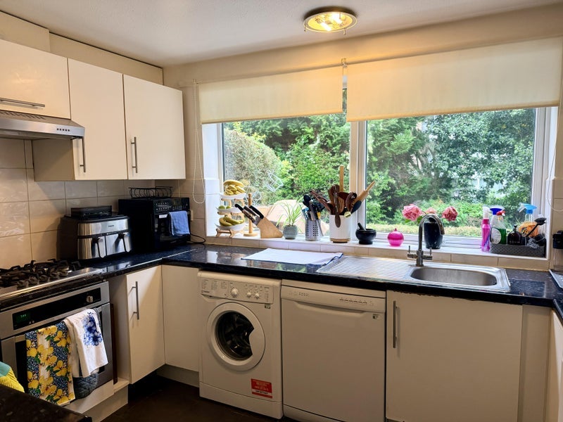 Room Roseacre Close in Greater London