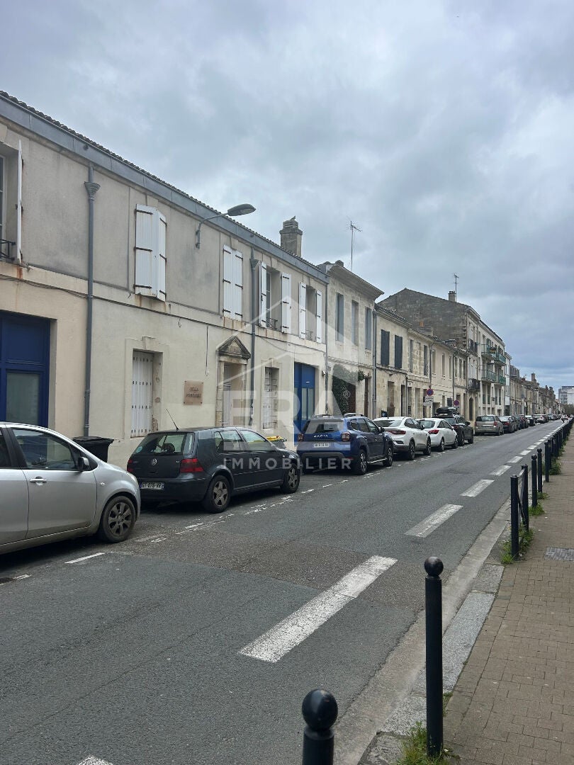 Flat Rue Lafontaine in Bordeaux