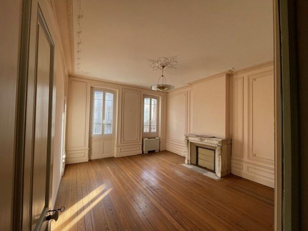 Appartement Place Jean Jaurès à Albi
