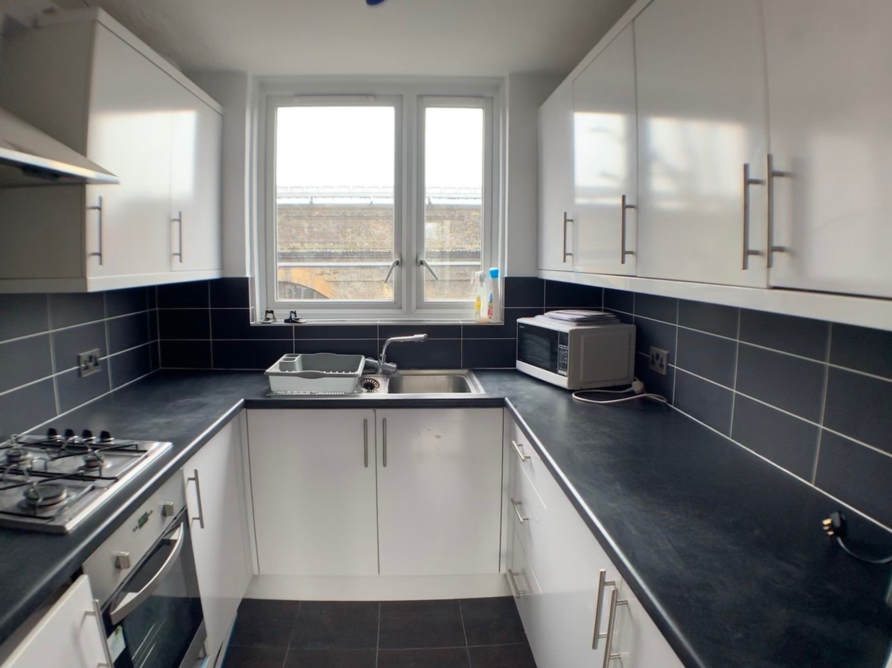 Flat Rotherhithe New Road in Greater London