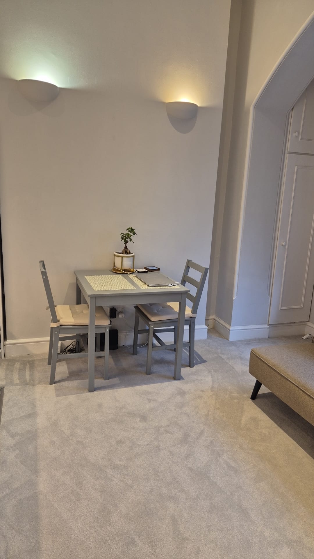 Flat Challoner Street in Greater London