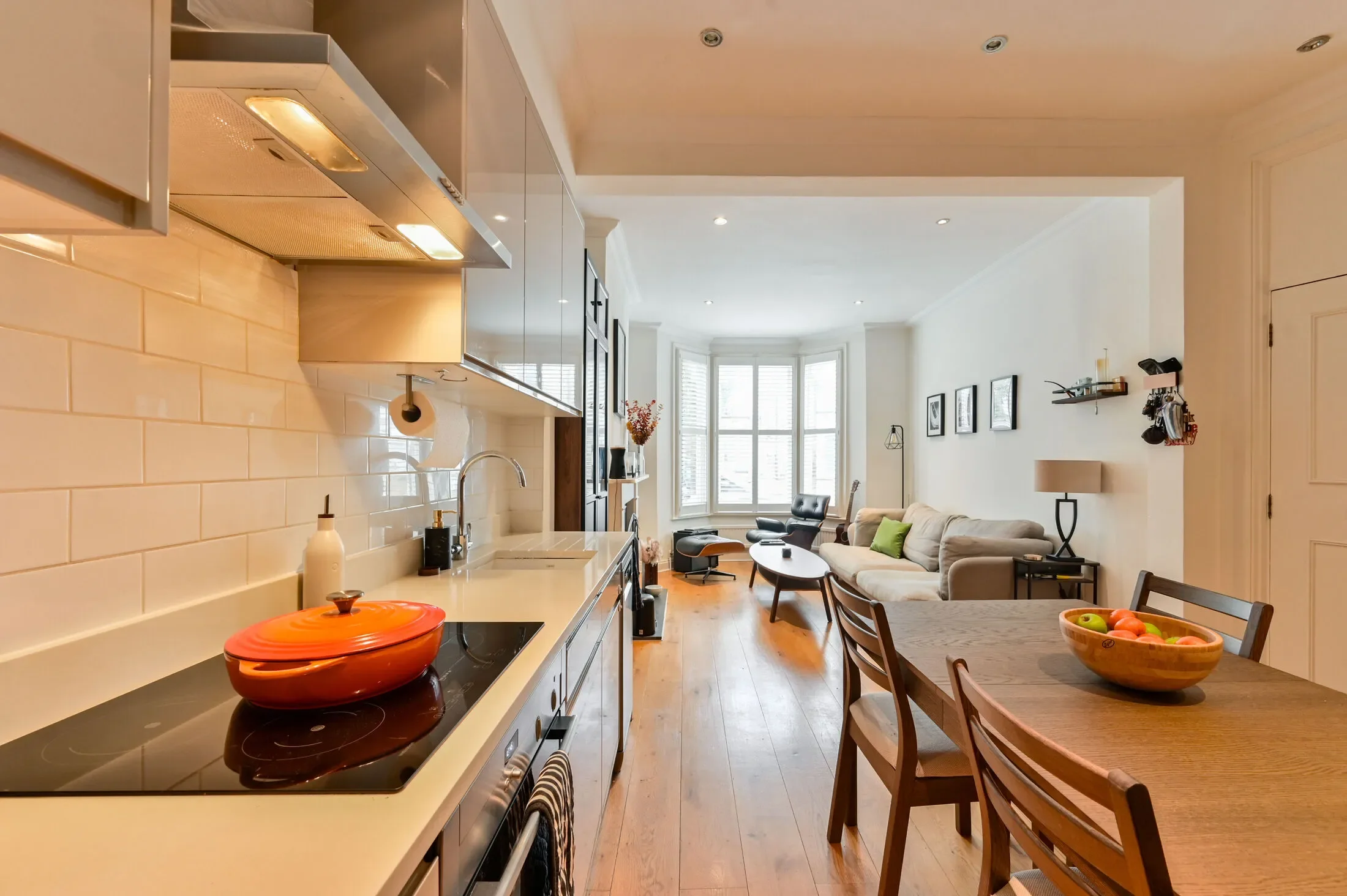Flat Saint Maur Road in Greater London