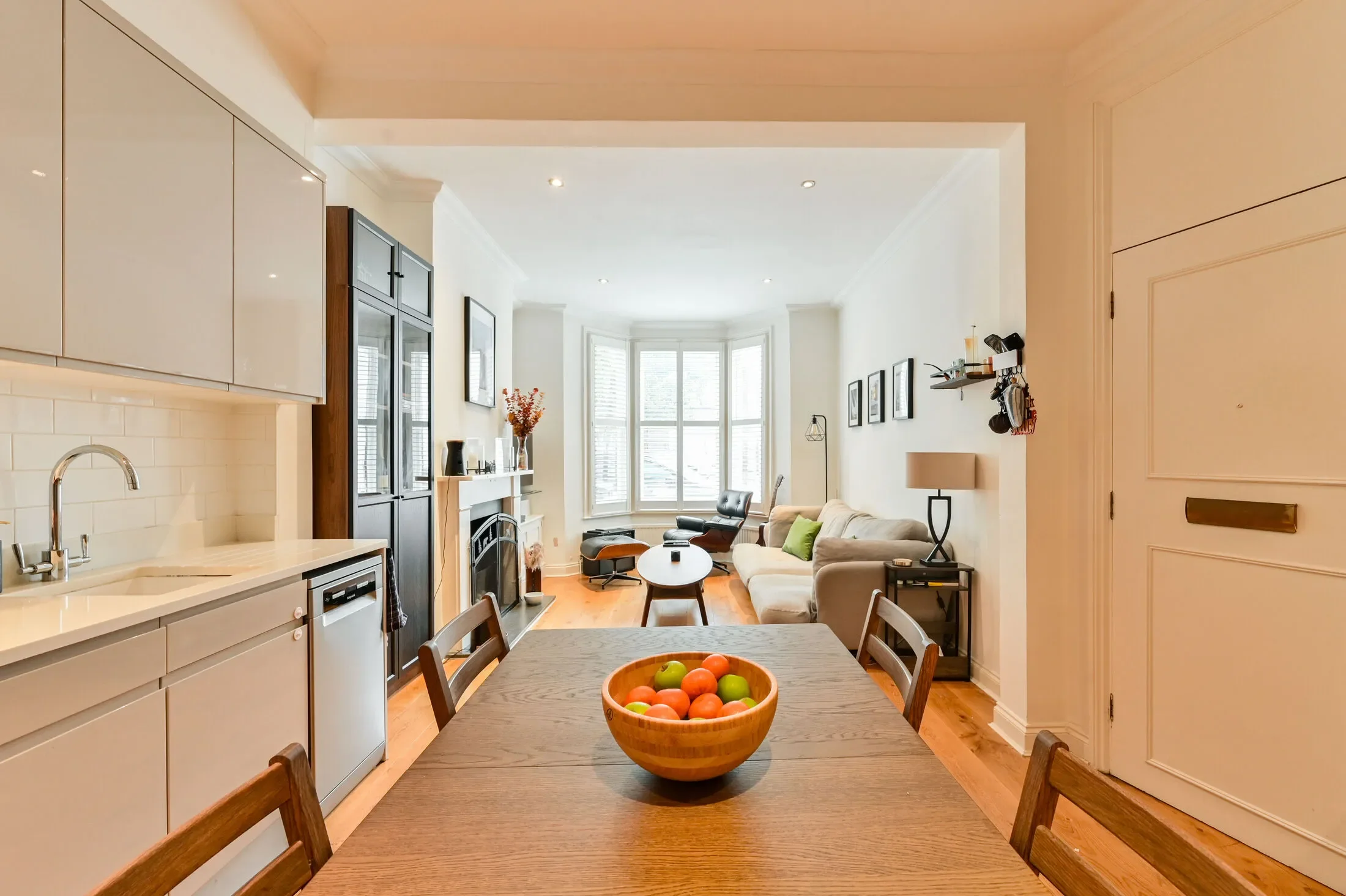 Flat Saint Maur Road in Greater London