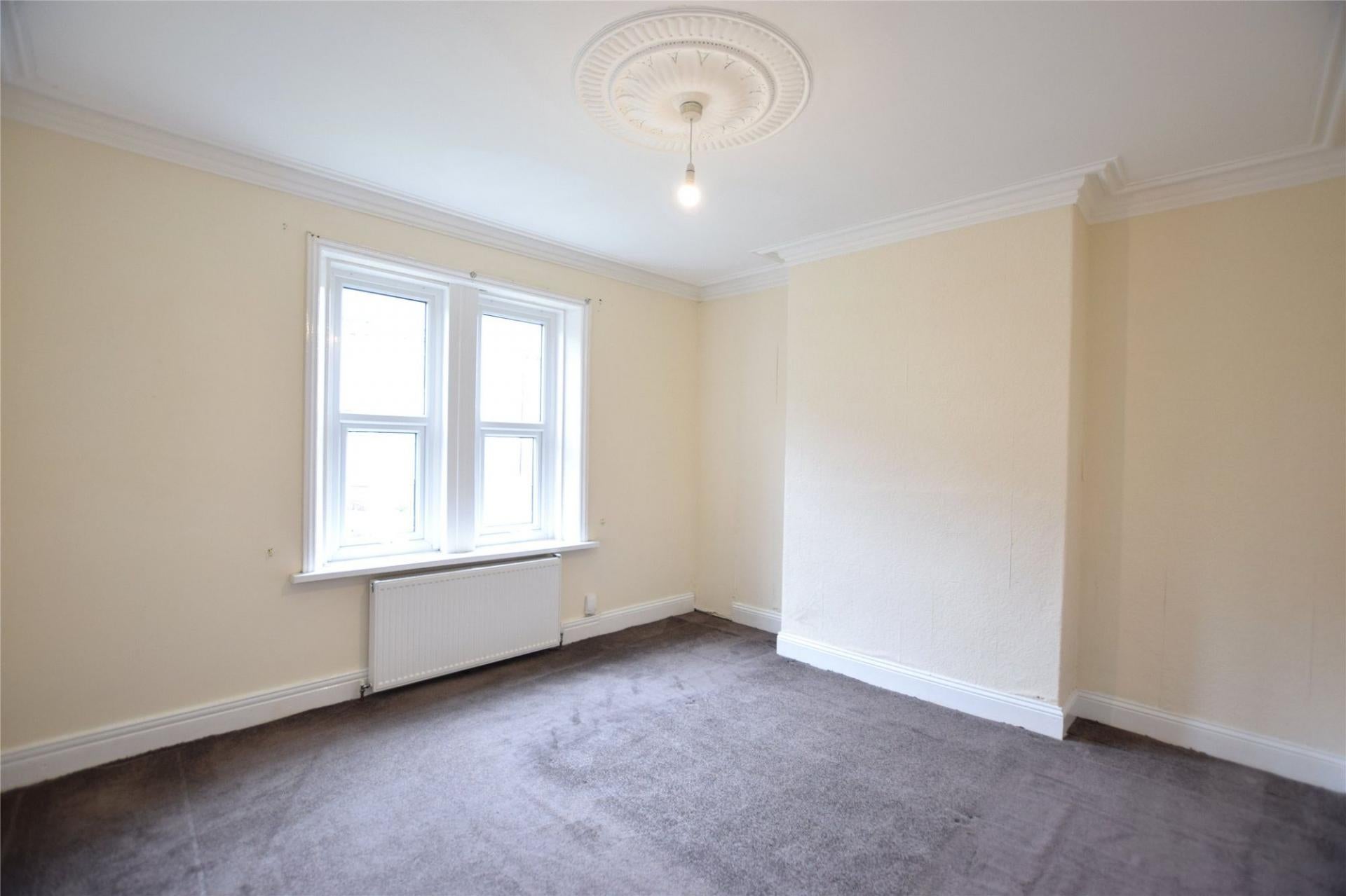 Flat Axwell Terrace in Gateshead