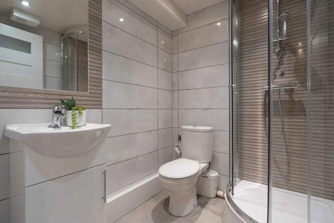 Flat Eskdale Terrace in Newcastle upon Tyne