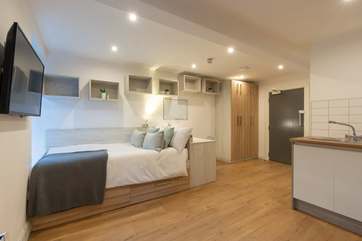 Flat Eskdale Terrace in Newcastle upon Tyne
