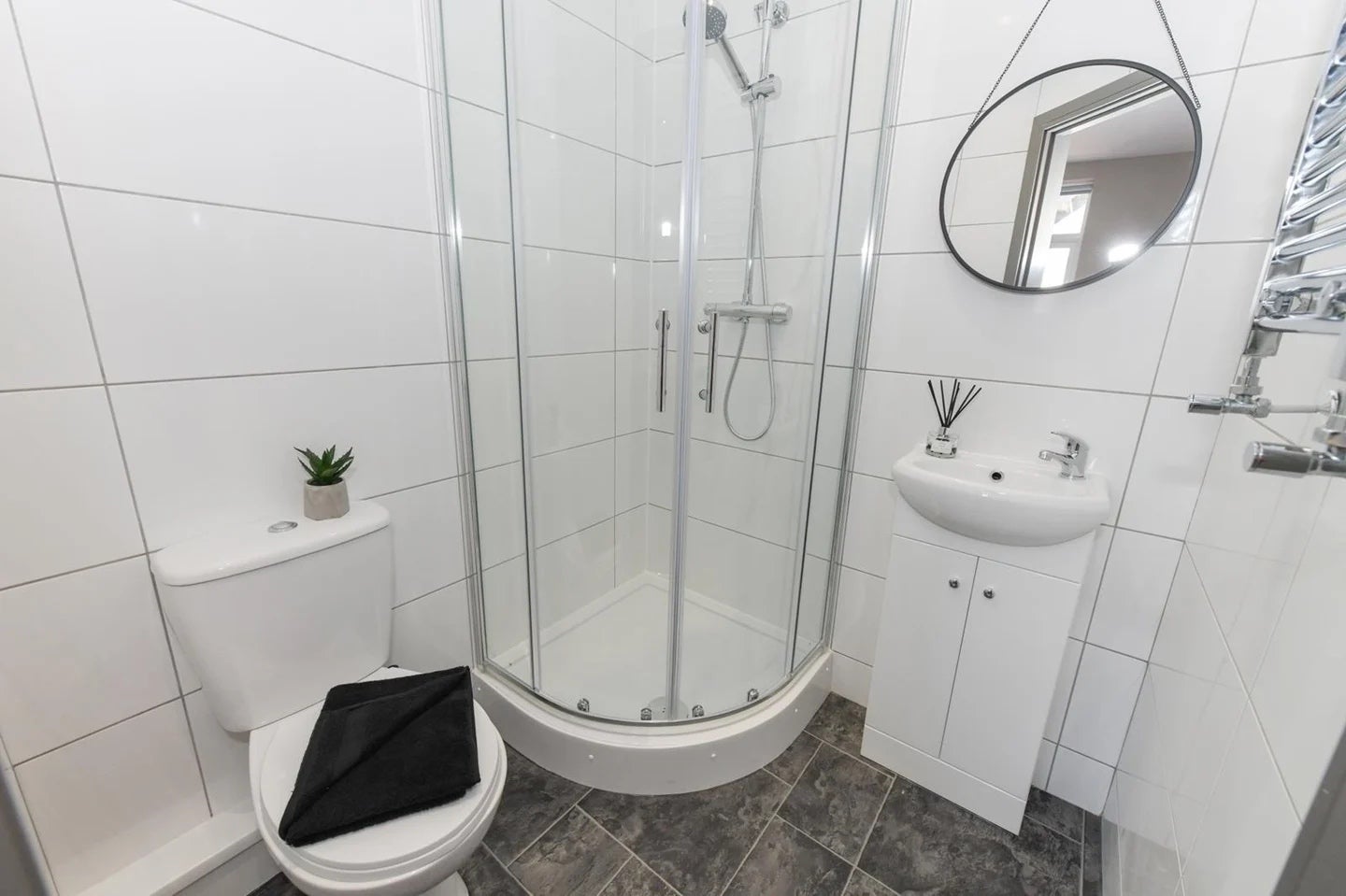 Room Ashbourne Road in Derby
