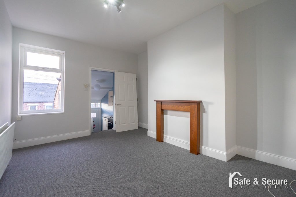 Flat Bensham Avenue in Gateshead