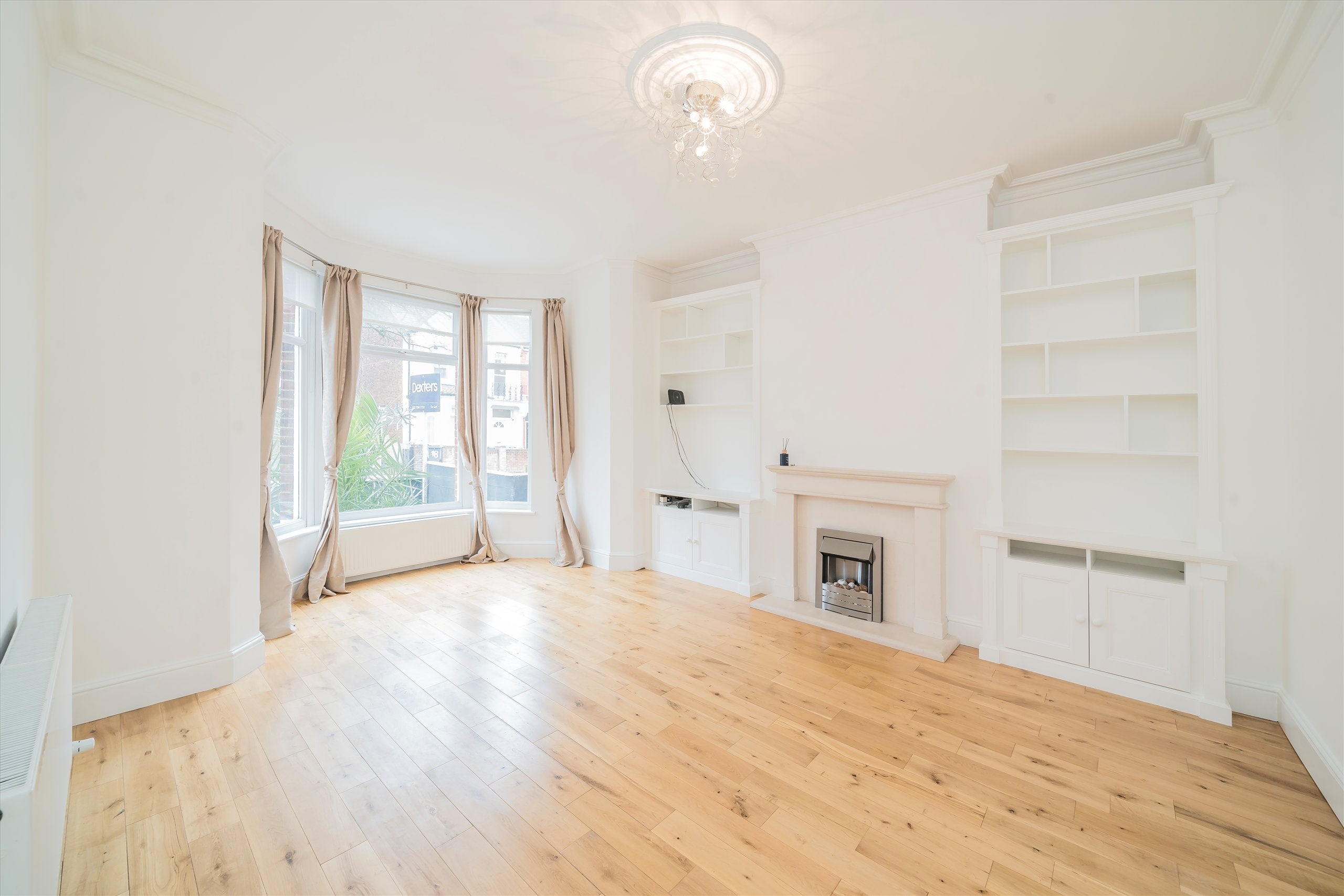 House Cranhurst Road in Greater London