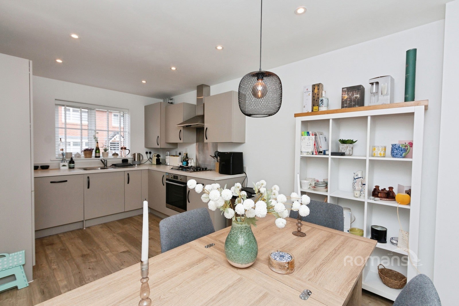 House Whins Close in Camberley