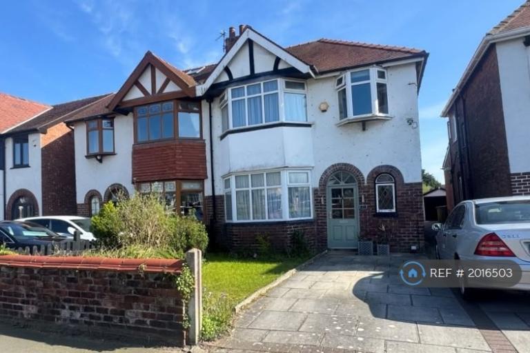 House Everard Road in Southport