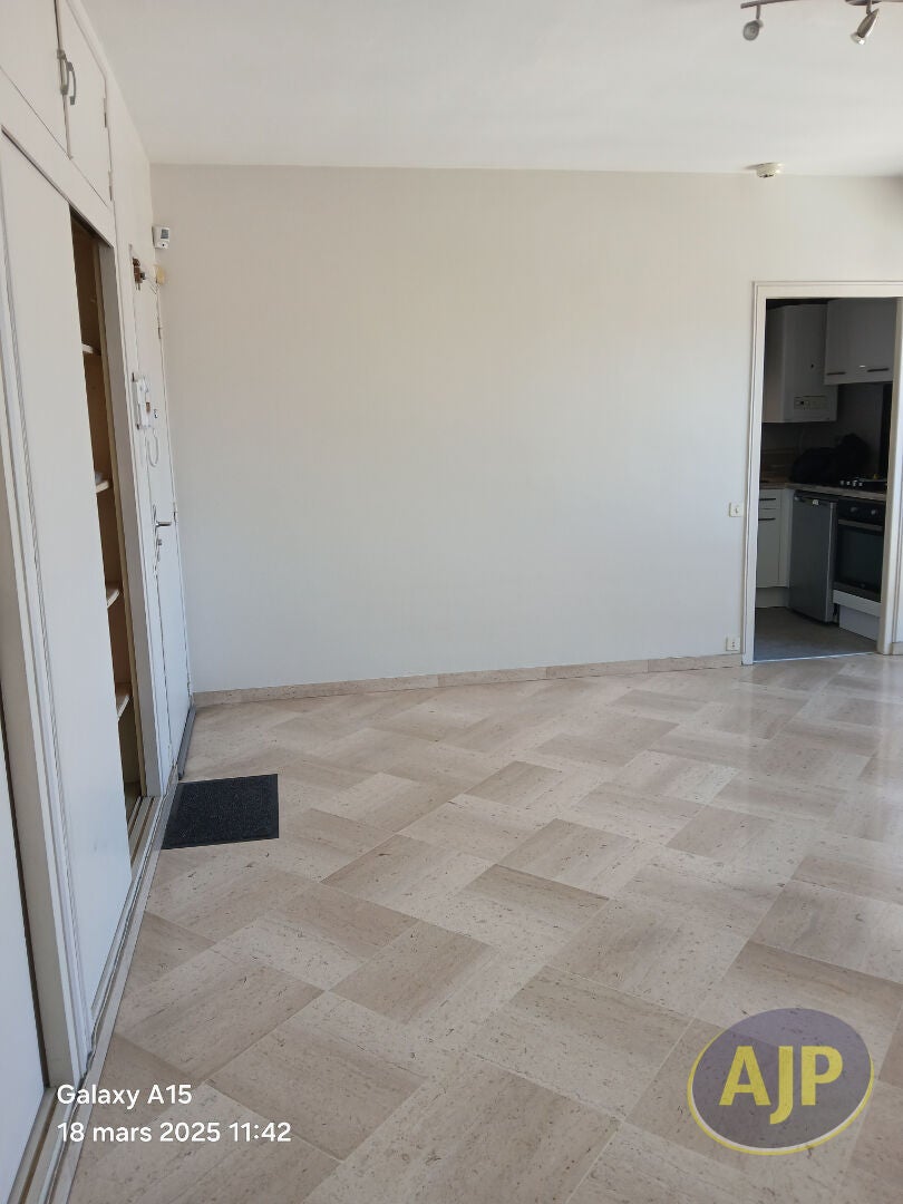 Appartement Rue de la Lauriere à Roussines