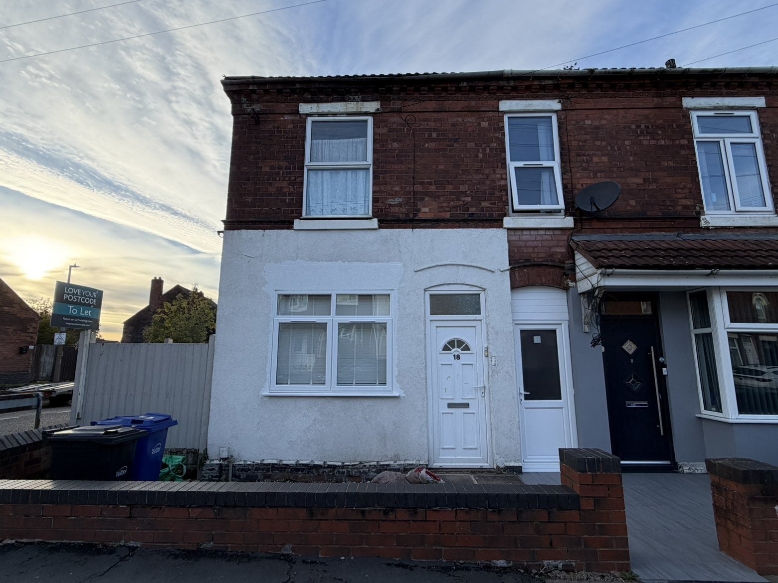 Flat Nimmings Road in Halesowen