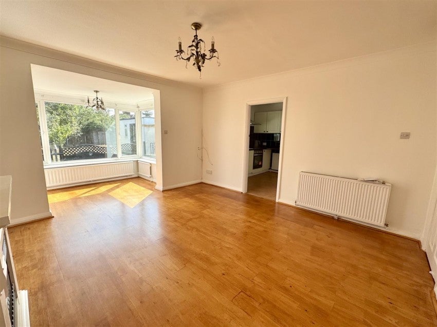 House Elm Grove in Greater London