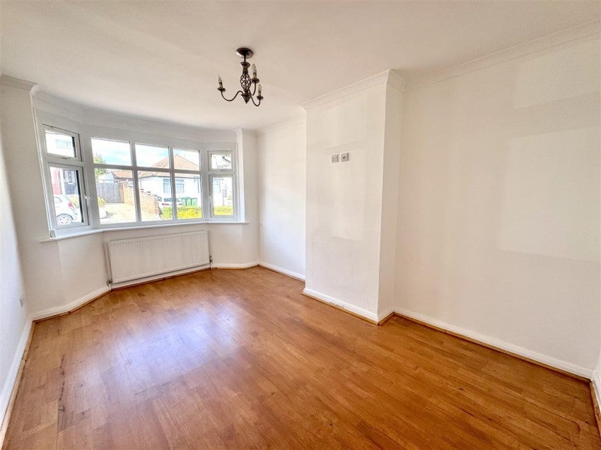 House Elm Grove in Greater London