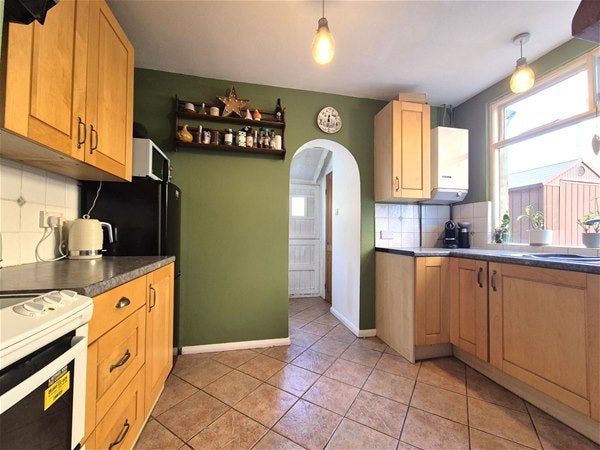 House Cotterill Road in Greater London