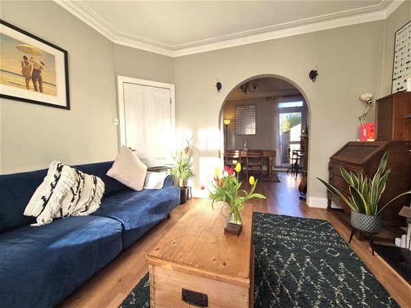 House Cotterill Road in Greater London