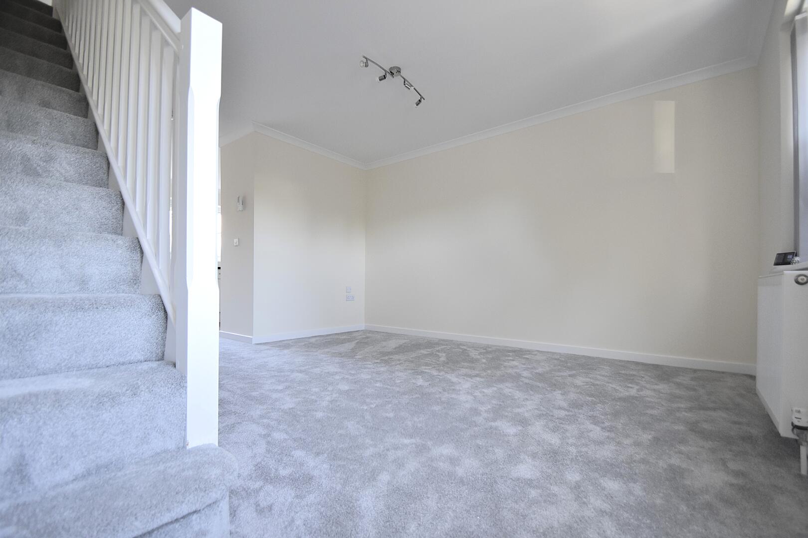 House Vicarage Walk in Newport