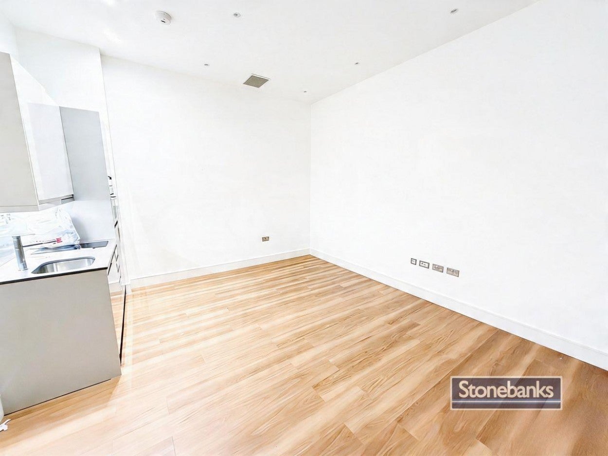 Flat Bath Road in Slough