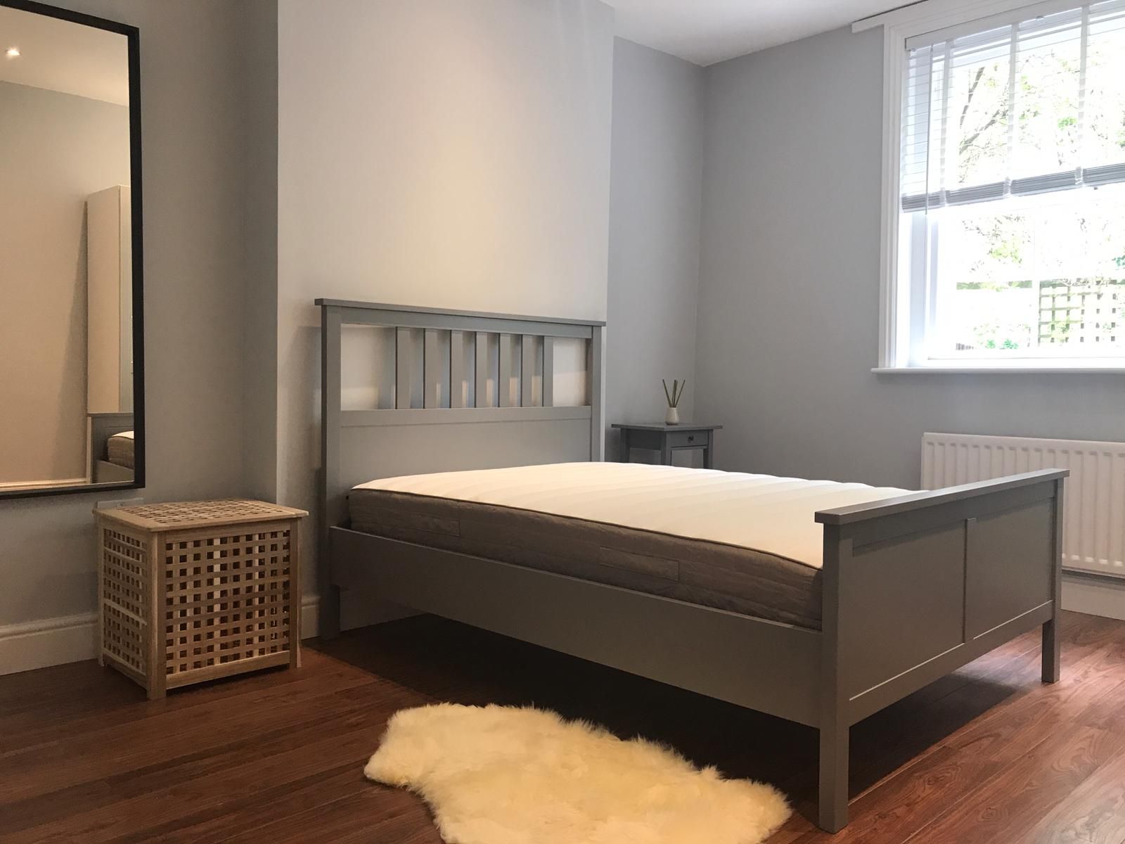 Flat Cambridge Avenue in Greater London