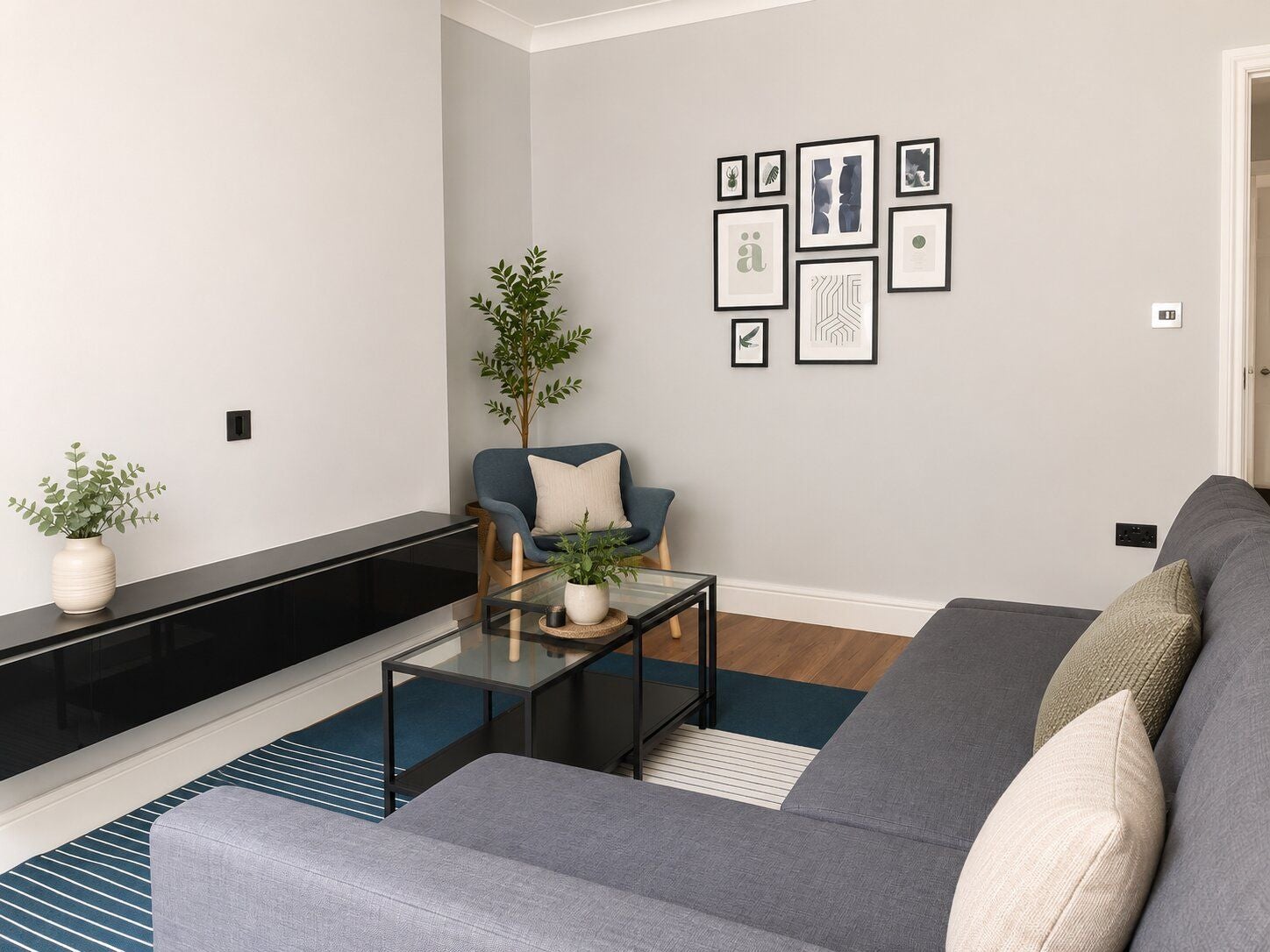 Flat Cambridge Avenue in Greater London