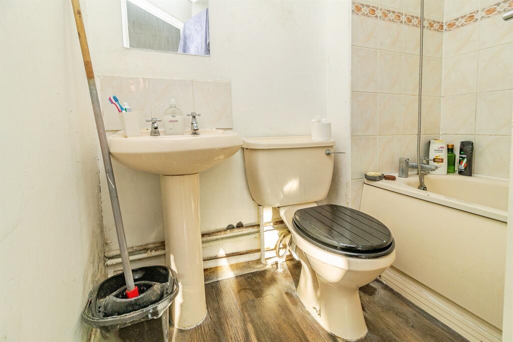 Flat Dalgin Place in Milton Keynes