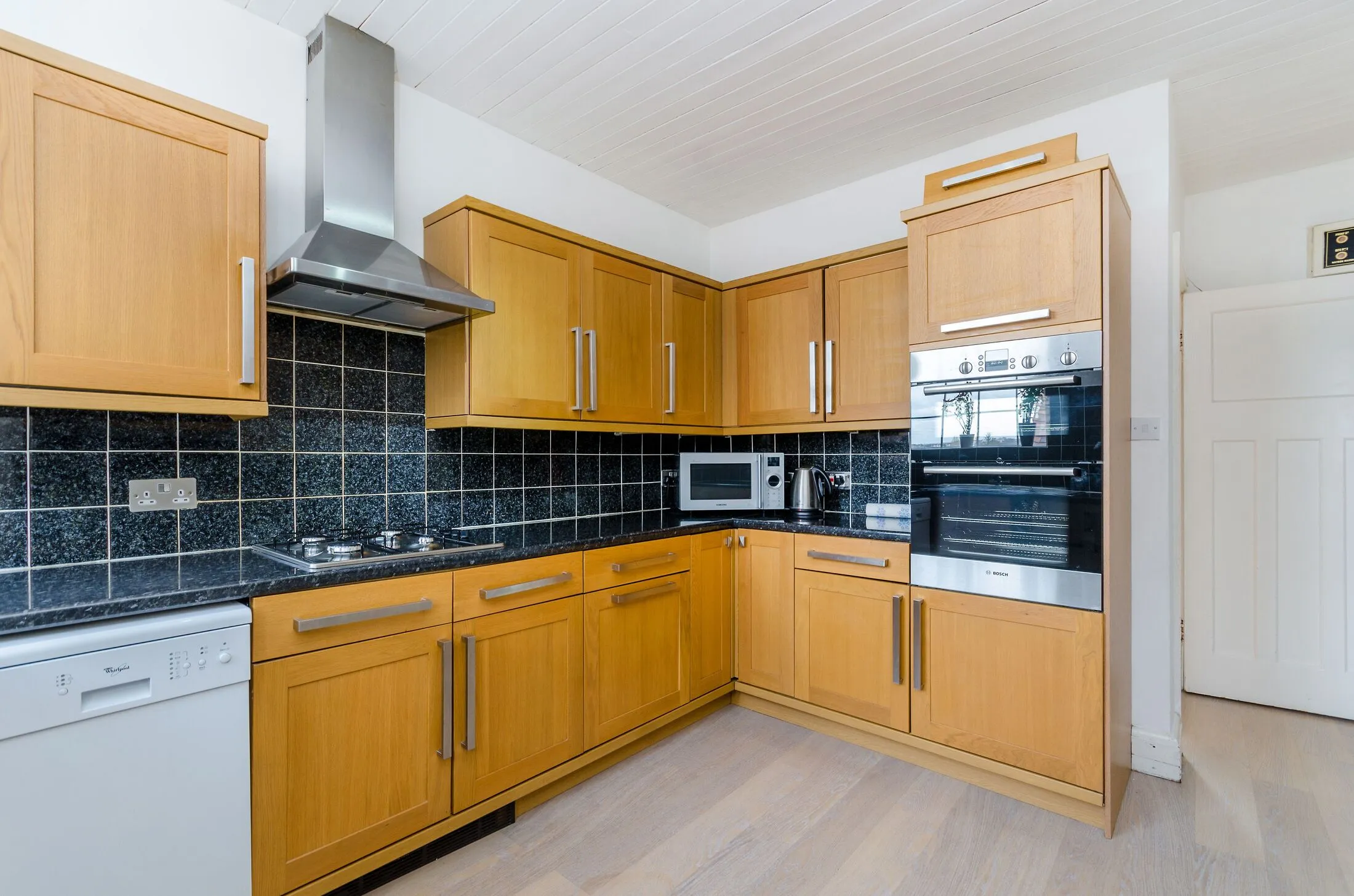 Flat Sidmouth Road in Greater London