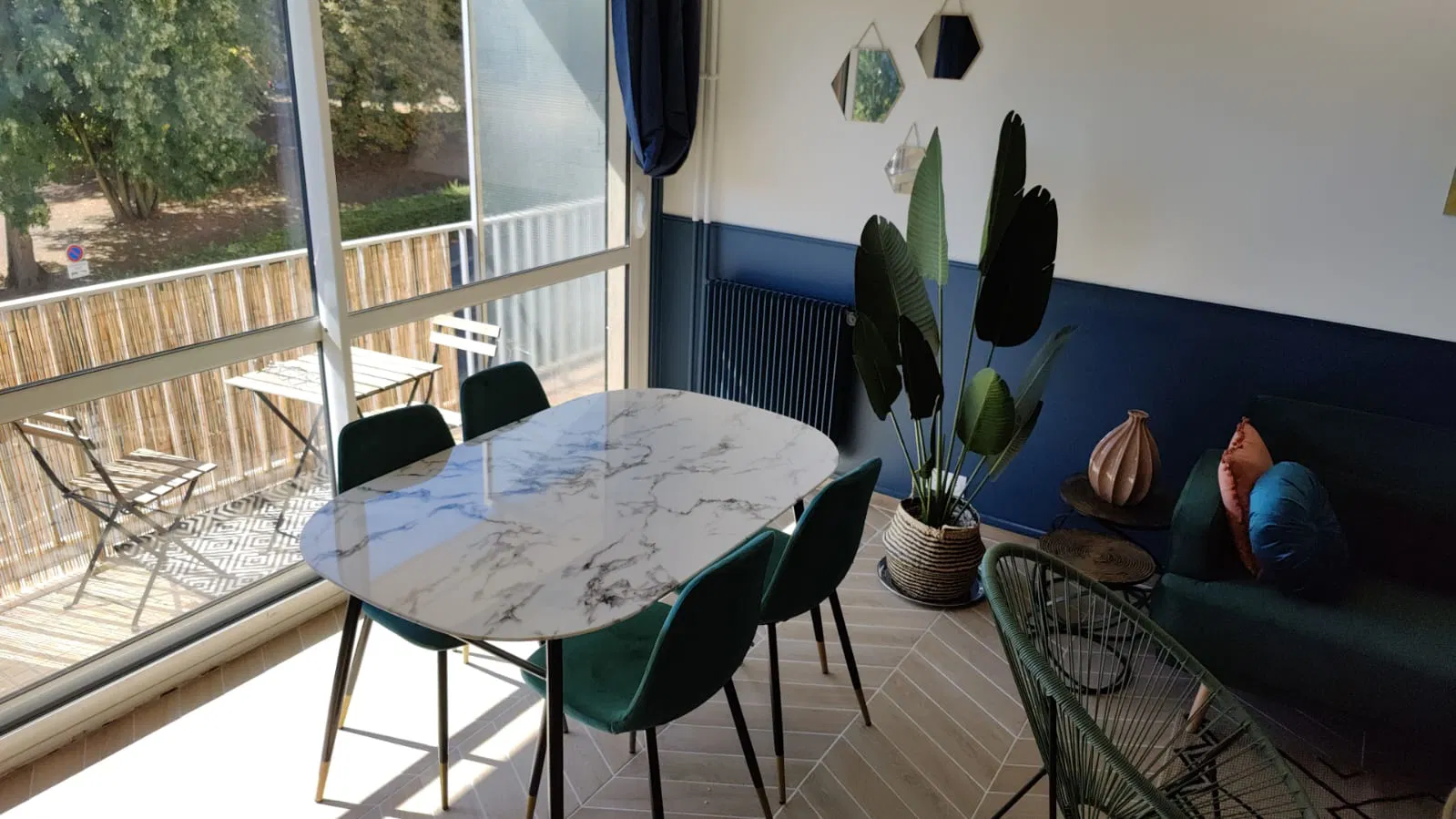 Room Rue George Stéphenson in Évry