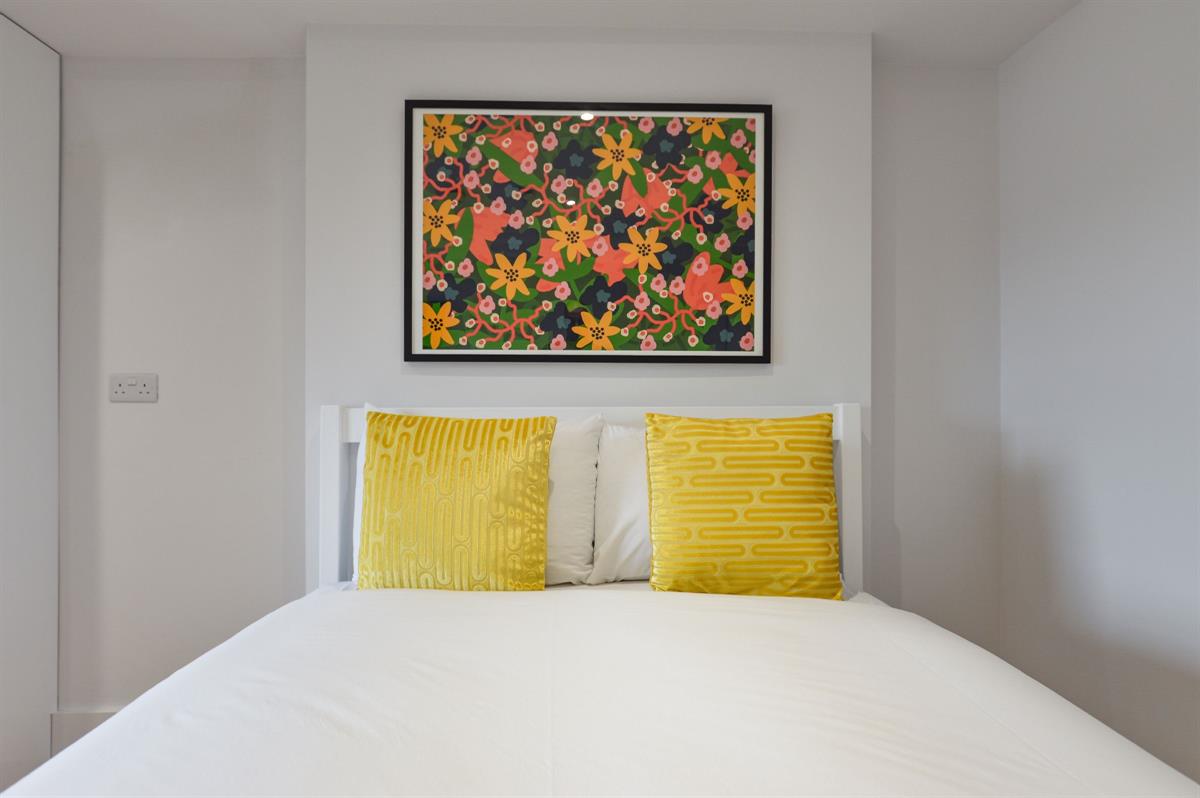 Flat Talbot Road in City of Westminster