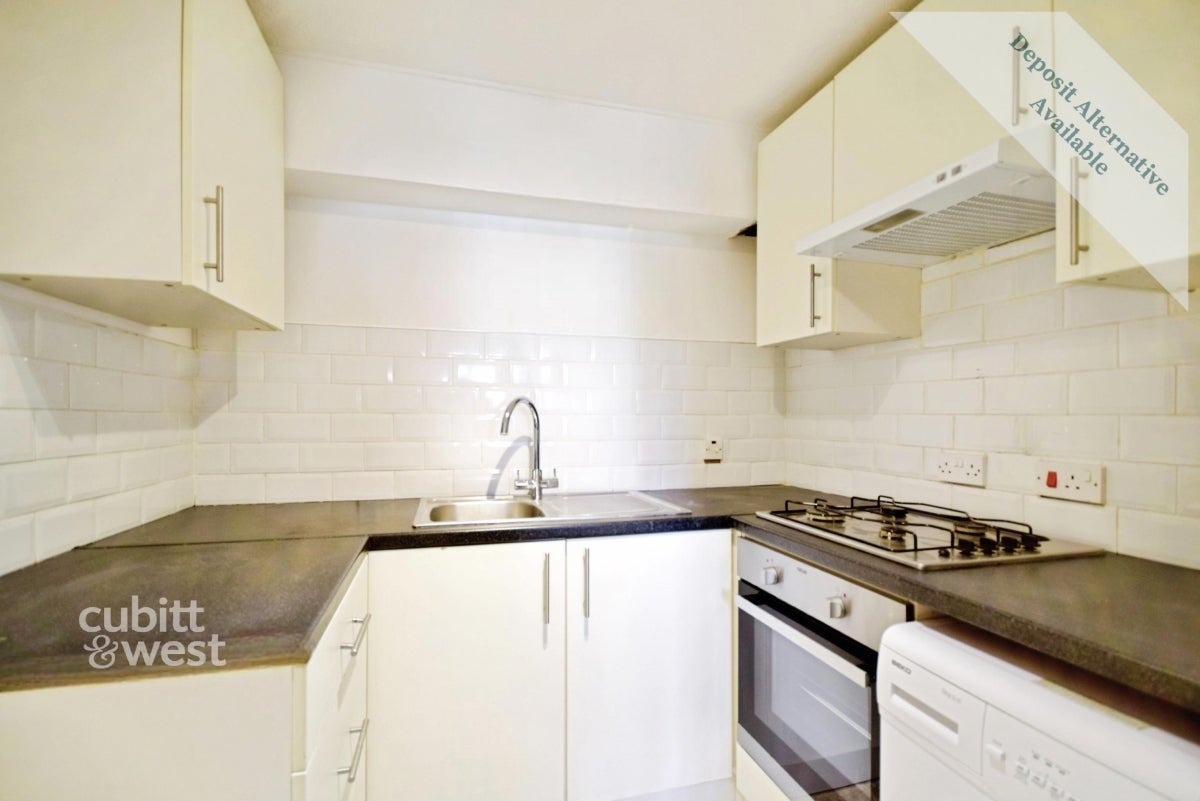Flat Heathdene Road in Greater London