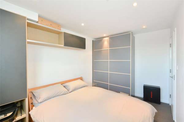 Flat Palmers Road in Greater London