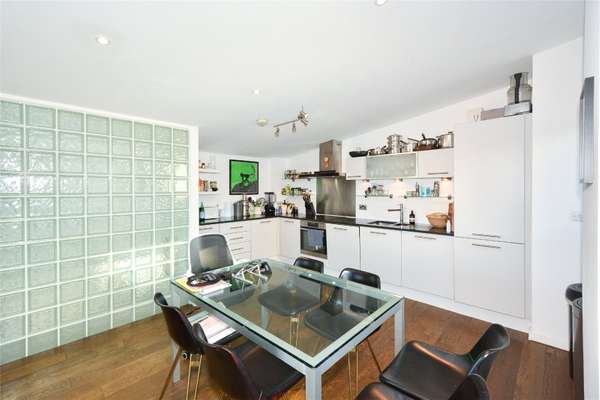 Flat Palmers Road in Greater London