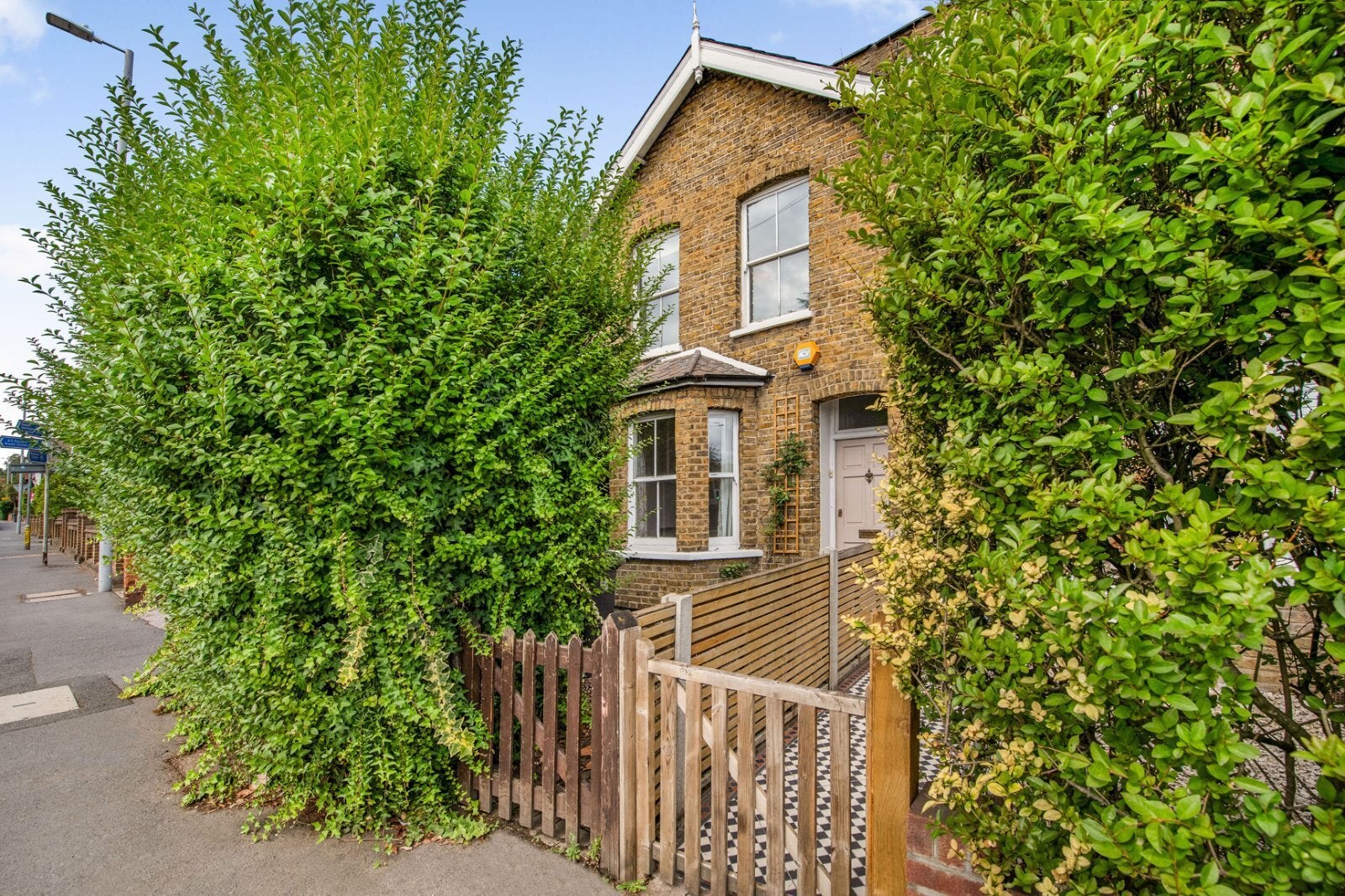 House Kingston Vale in Greater London